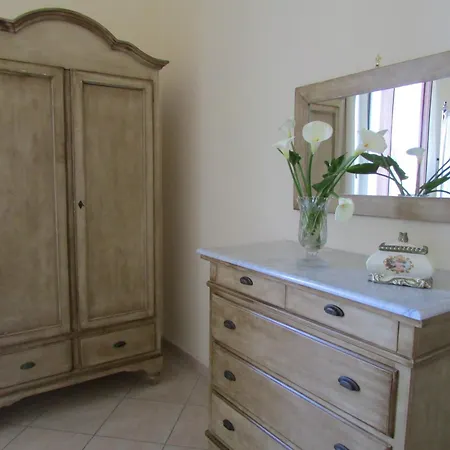 Li Putti Luxury 3* גלטונה