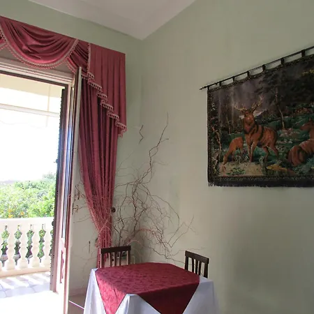 Li Putti Luxury לינה וארוחת בוקר