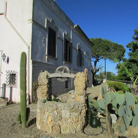 Li Putti Luxury לינה וארוחת בוקר 3*