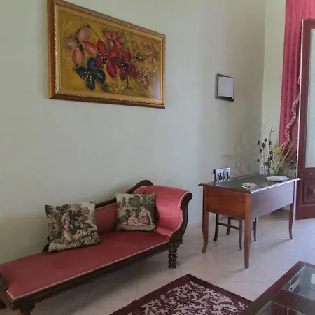 Oda ve Kahvaltı Li Putti Luxury 3*